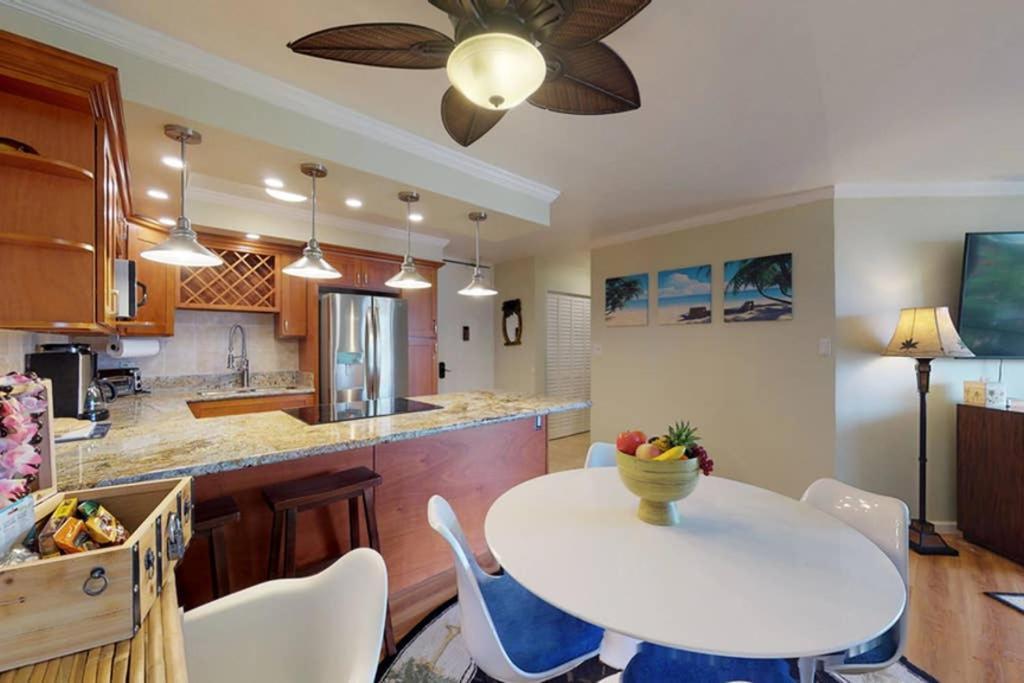 Oceanfront Penthouse With Amazing Views At Kauhale Makai Leilighet Kihei Eksteriør bilde